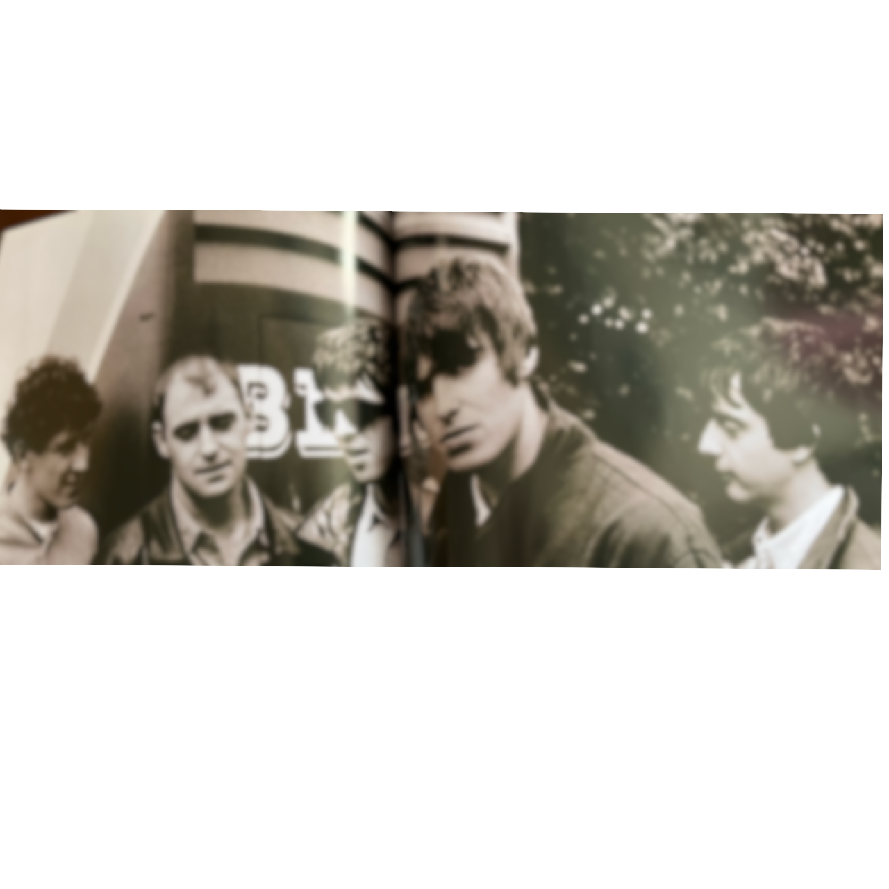 【オアシス oasis デビュー30周年】 アルバム「Definitely Maybe」から おすすめの3曲